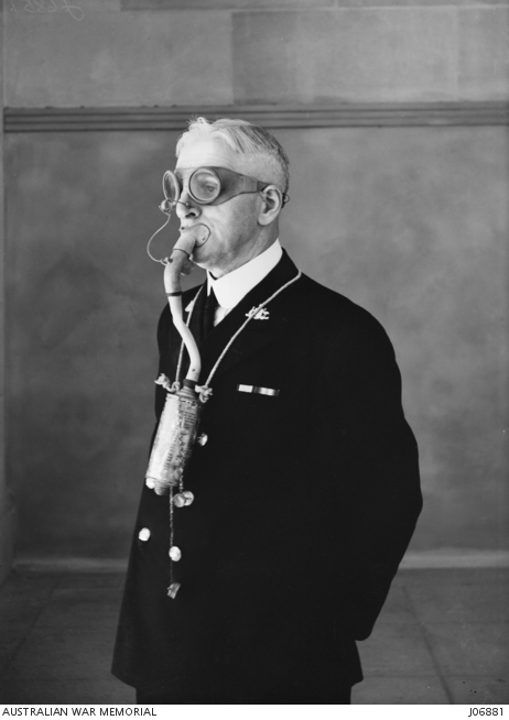 Unidentified man wearing Melbourne University Respirator