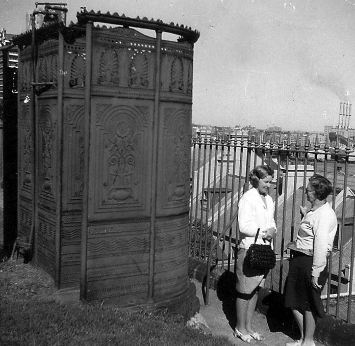 Sydney’s ‘pissoirs’ and public lavatories
