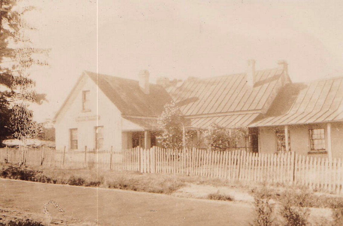 Woodford House